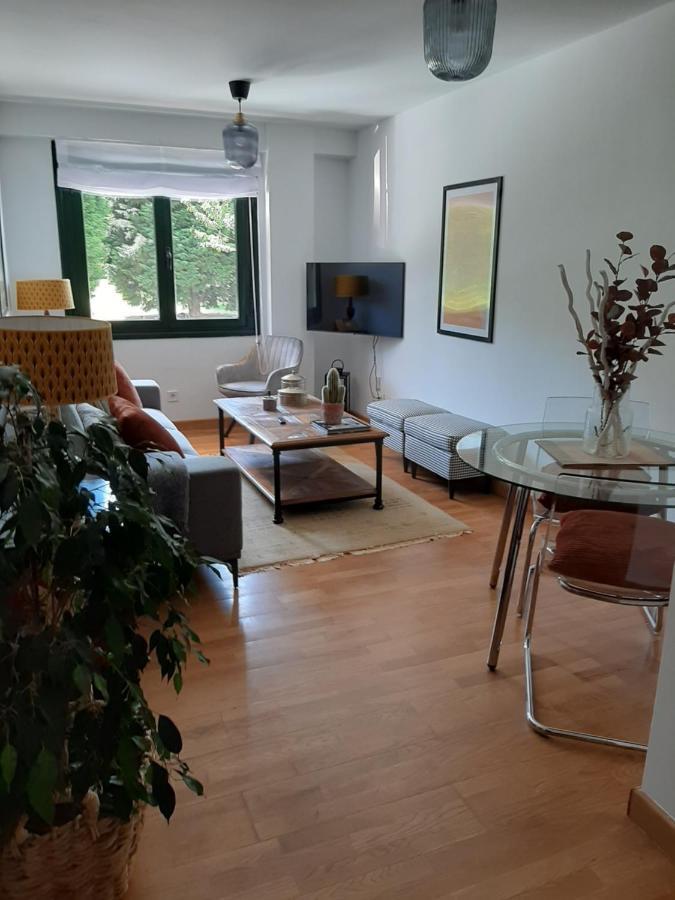 Apartmán El Neru. En Zona Verde Y Junto Al Mar. Gijón Exteriér fotografie
